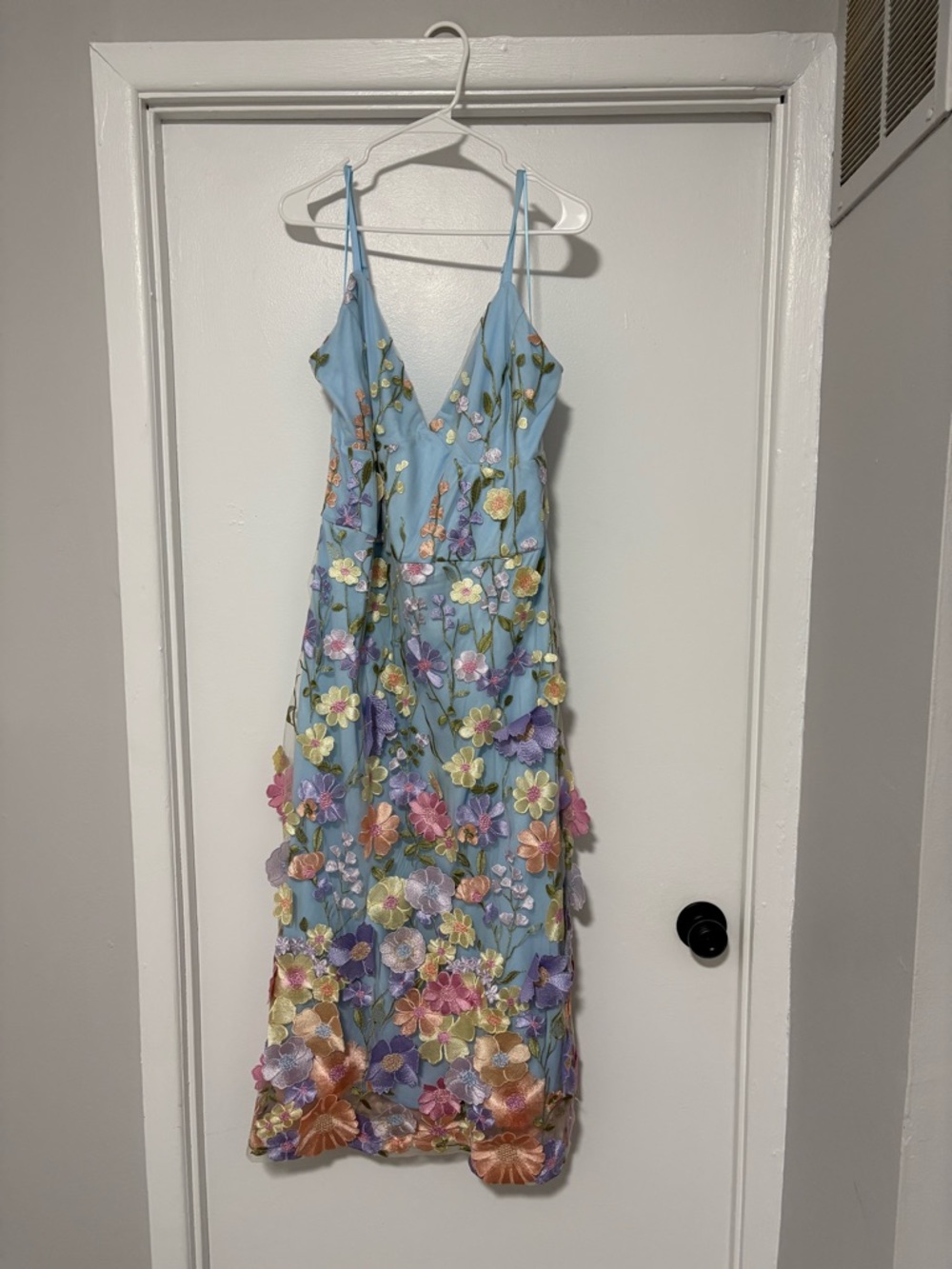 Light Blue Floral Appliqué Spaghetti Strap Dress